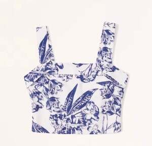 Abercrombie & Fitch Blue Floral Smocked Crop Top Size S